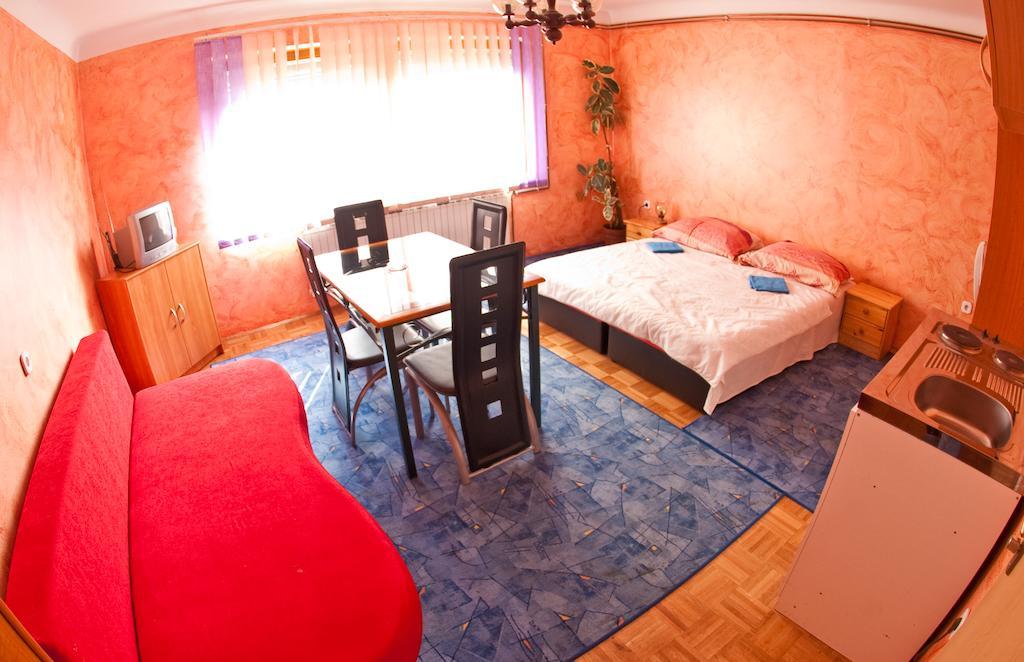 Guest House Pikapolonca Maribor Cameră foto